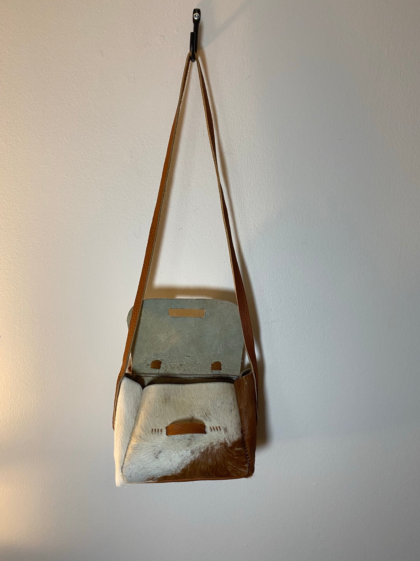 Gizmo Shoulder Bag